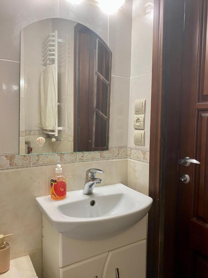 Cozy Apartment Lviv Buitenkant foto